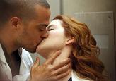 “Grey’s Anatomy 10”: primo sguardo al nuovo dottore e baci rubati in ascensore