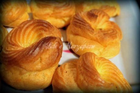 ZEPPOLE DI SAN GIUSEPPE (PASTA CHOUX E CREMA PASTICCERA RICETTA MONTERSINO) ZEPPOLE DI SAN GIUSEPPE (PASTA CHOUX E CREMA PASTICCERA RICETTA MONTERSINO)