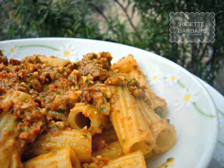 Pasta con pesto di 'nduja or Pasta with 'nduja pesto