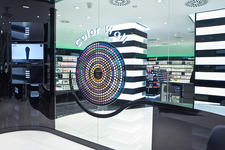 Sephora apre il Techno Experience Store: La Beauty (R)Evolution ha inizio!