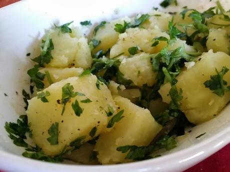 Patate prezzemolate, un boccone di ricordi.