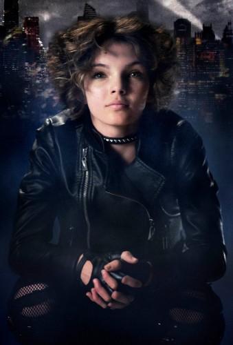 Gotham: prima immagine ufficiale di Selina Kyle Gotham Camren Bicondova Ben McKenzie 