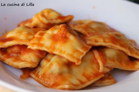 Primi: Ravioli di carne