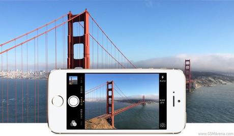 iPhone 6 con 8 MP di fotocamera