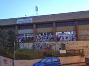 Tutte foto graffiti Monteverde sono arrivati fino terzo piano. Continuiamo lasciarli fare ritroveremo salotto