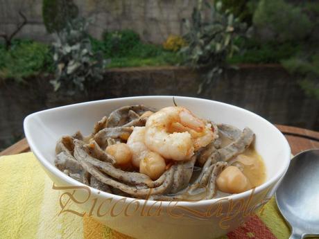 Tagliolini saraceni con gamberi e ceci (13)b