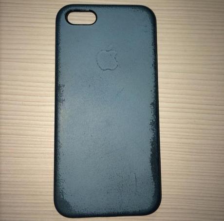 iPhone 5S Case Apple e Google... Quando le (costose) custodie ufficiali riservano amare sorprese.