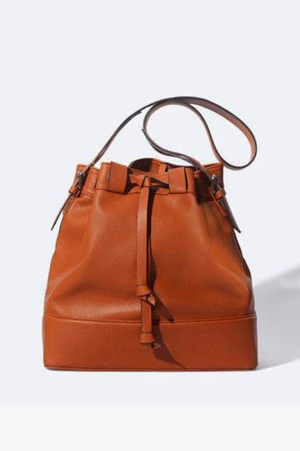 TREND ALERT: BUCKET BAGS