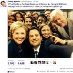 Hillary, Bill e Chelsea Clinton nel “selfie” parodia (foto)