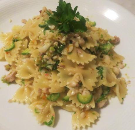 farfalle con triglie e zucchine