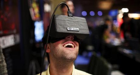 oculus rift Facebook compra Oculus VR, la madre di Oculus Rift