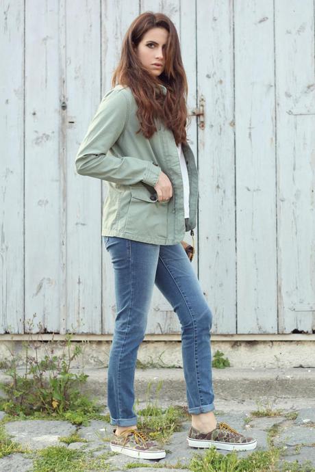 lovehandmade fashion blog_barbara valentina grimaldi_levi's revel jeans_ellen vicius bag_vans camo shoes