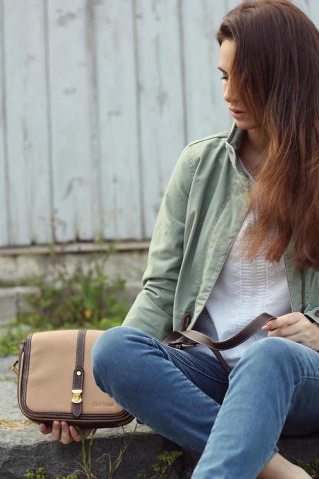 lovehandmade fashion blog_barbara valentina grimaldi_levi's revel jeans_ellen vicius bag_vans camo shoes