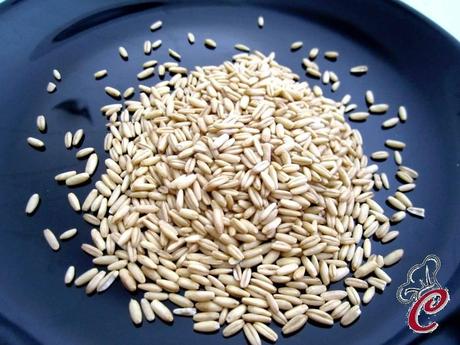 Gratin di avena con cime, pere e mandorle: un bottino che arricchisce lo spirito e il palato