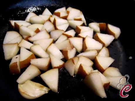 Gratin di avena con cime, pere e mandorle: un bottino che arricchisce lo spirito e il palato