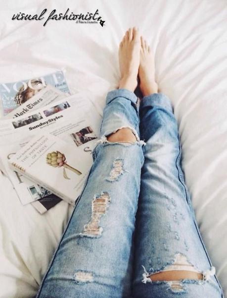 Jeans stretti strappati, il nuovo trend P/E 2014 secondo le fashion bloggers