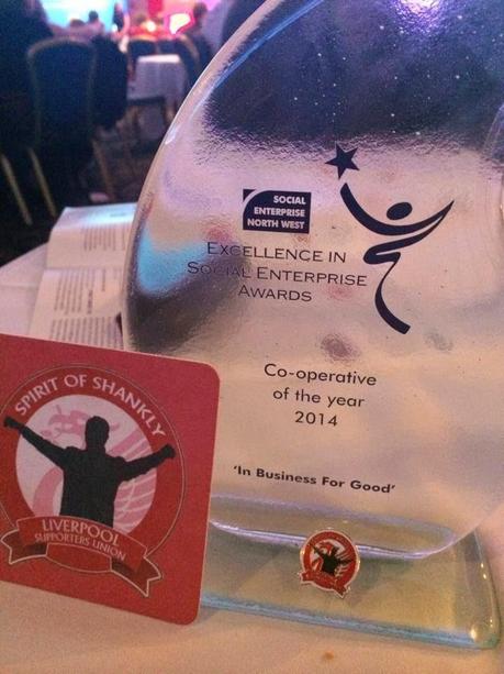 Spirit of Shankly riceve il ''Cooperative Of The Year'' nel corso dei Social  Enterprise North West Awards 2014