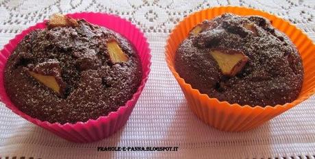 Muffin al cacao e mela...una vera bontà in un morso