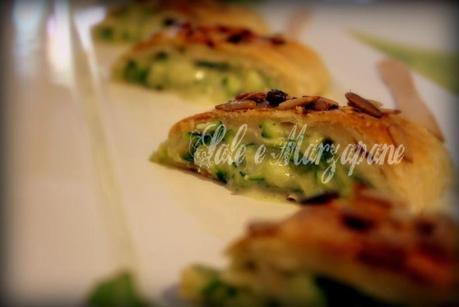 ROLLE' DI SFOGLIA CON ZUCCHINE E SEMI CROCCANTI