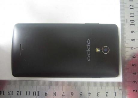 oppo r1001 2 600x427 Oppo R1001 passa la certificazione FCC smartphone  smartphone android oppo news 