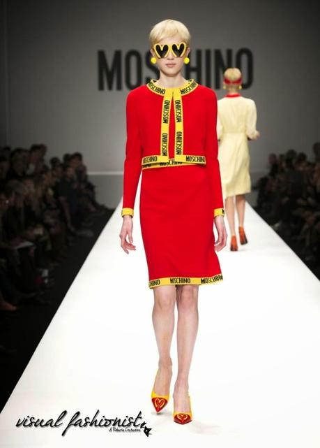 Moschino con Jeremy Scott: la moda fast fashion in stile McDonald è la rivoluzione