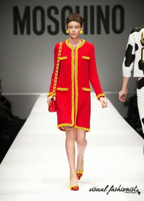 Moschino con Jeremy Scott: la moda fast fashion in stile McDonald è la rivoluzione