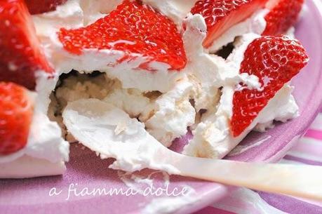 Pavlova alle fragole