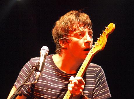 Il chitarrista dei Blur, oggi 45enne