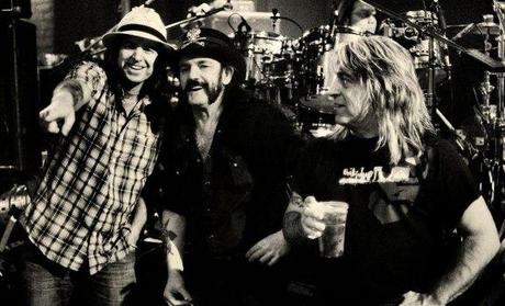 La band di Lemmy porta in giro i fan su di una nave