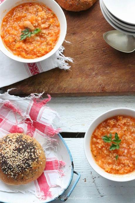 Zuppa di quinoa e fagioli cannellini