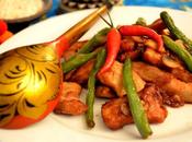 Maiale piccante saltato funghi fagiolini/Stir Fried Pork with Mushrooms Green Peas