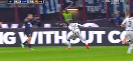 L’EX ARBITRO CESARI: “IL RIGORE DI HERTAUX SI POTEVA DARE. PERCHÉ…”