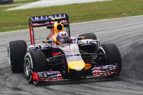 Daniel-Ricciardo_(2)_PL_GPMalesia2014