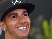 Lewis Hamilton ancora pole position Sepang