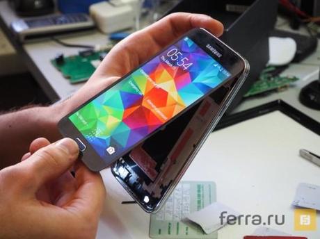 383583 600x449 Samsung Galaxy S5: disassemblarlo è molto difficile  smartphone  samsung galaxy s5 samsung 