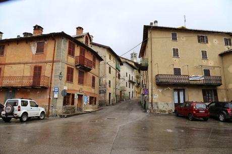 due pere in bottiglia, all'Hotel Alpi di Pamparato