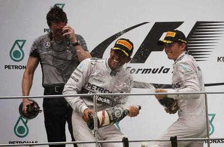 GP Malesia 2014: Assolo Mercedes a Sepang