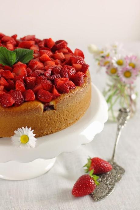 Torta di fragole e panna