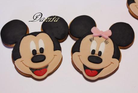 Torta Minnie baby e dolcetti in tema