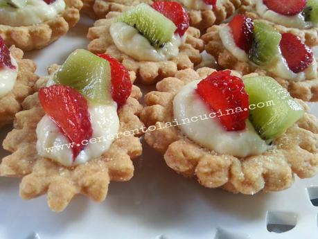 Crostatine alla frutta.