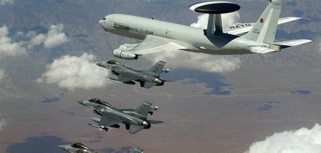 Nato e Usa inviano supporti aerei nei Paesi Baltici