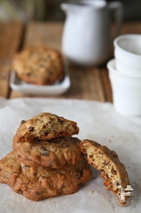 biscotti al farro soffiato e cioccolato