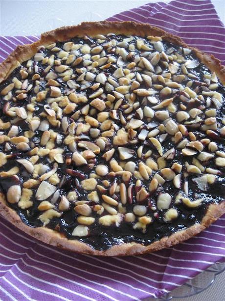 Crostata di mirtilli mandorle e pinoli