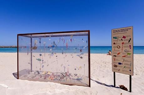 Sculpture by the sea