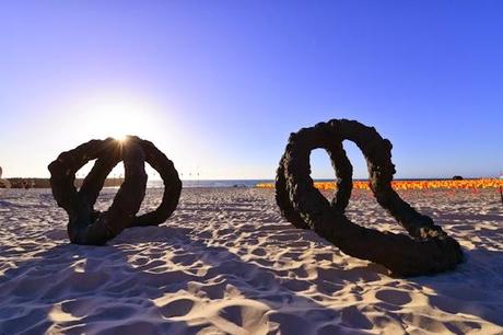 Sculpture by the sea