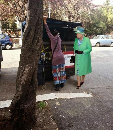 Esclusivo. Le vere foto della visita di Elisabetta II a Roma. Mandateci anche i vostri fotomontaggi, li pubblicheremo qui