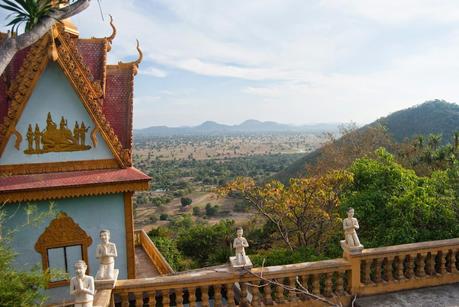 A Phnom Sampeau, tra i templi e le killing caves