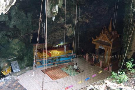 A Phnom Sampeau, tra i templi e le killing caves