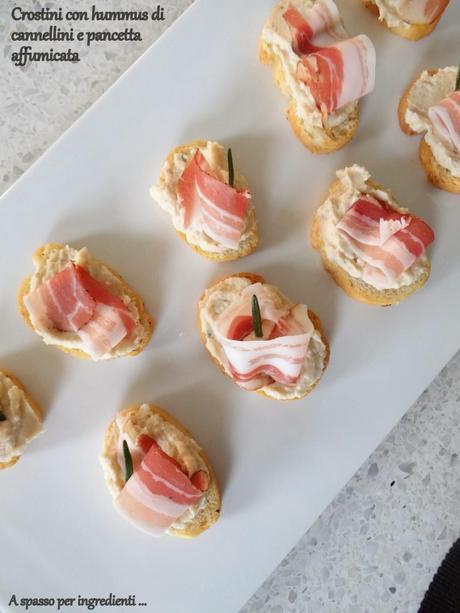 Velocissimi: crostini con hummus di cannellini e pancetta affumicata