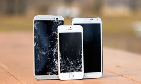 6prWdxM Facciamoci del male: HTC One M8 vs Samsung Galaxy S5 vs Apple iPhone 5s Drop Test 